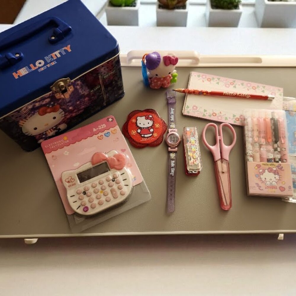 Hello Kitty Bundle